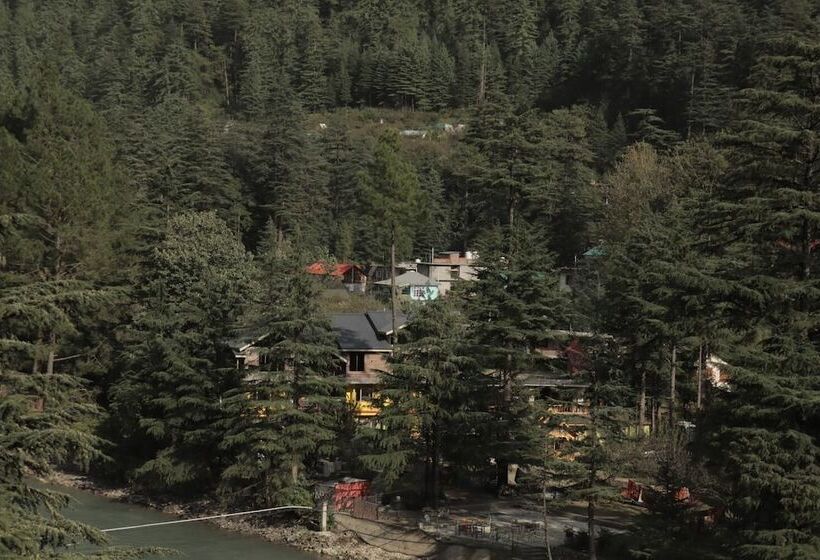 בית מלון כפרי The Rainbow Inn And Cafe