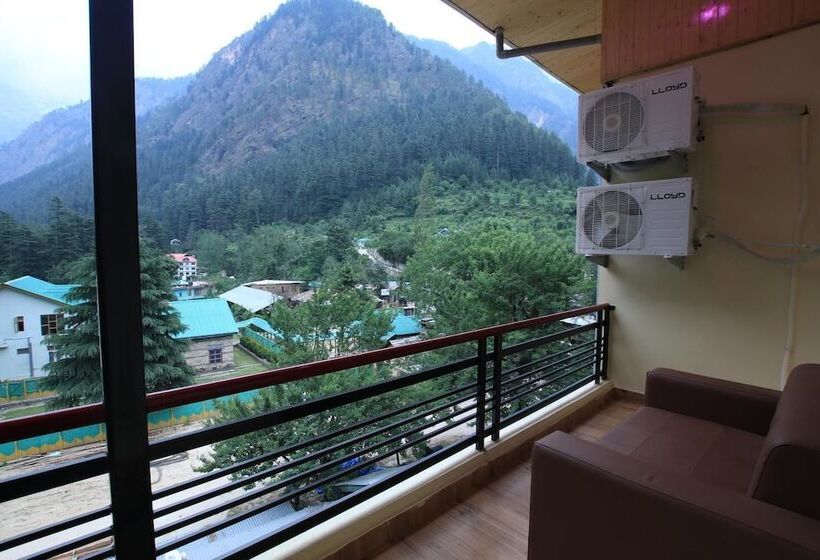 בית מלון כפרי The Rainbow Inn And Cafe