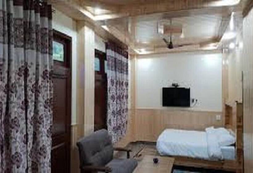 בית מלון כפרי The Rainbow Inn And Cafe