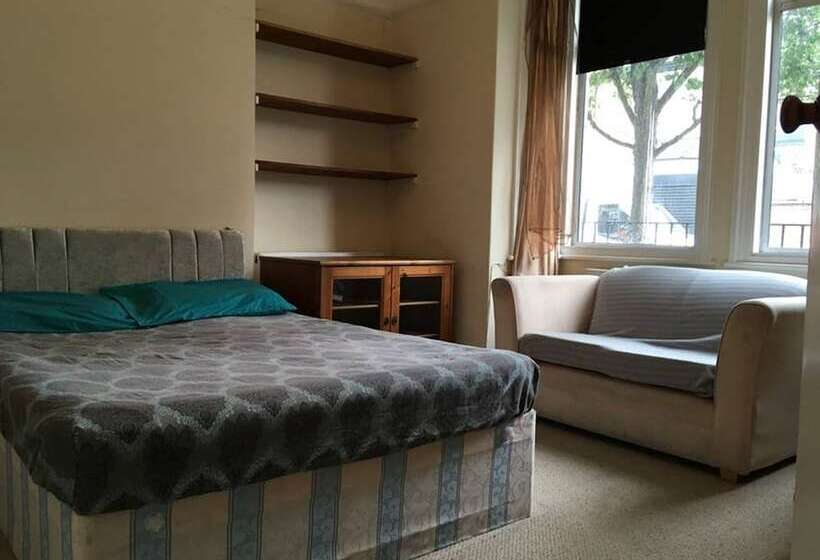 Pansiyon Bulwer House