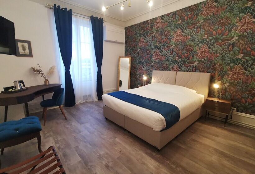 ペンション Colmar Suites