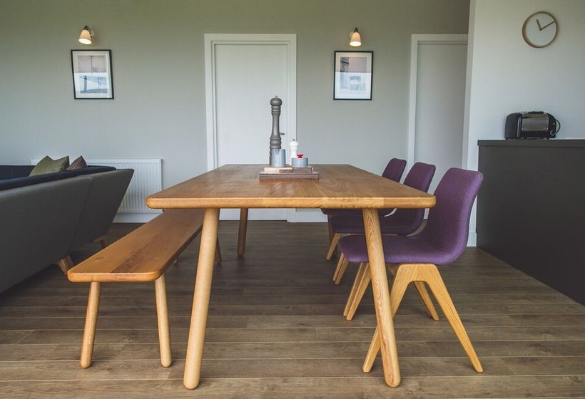 פנסיון Jog Lodge 12  3 Bed Seaview