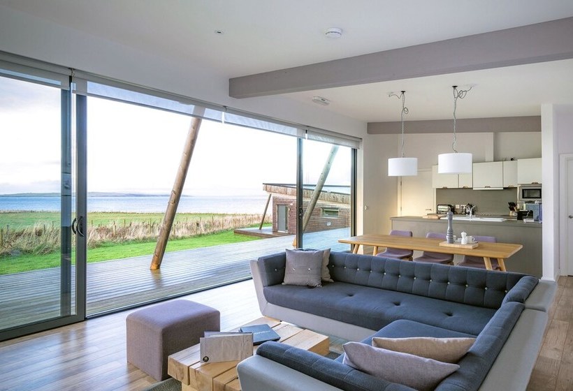 פנסיון Jog Lodge 12  3 Bed Seaview