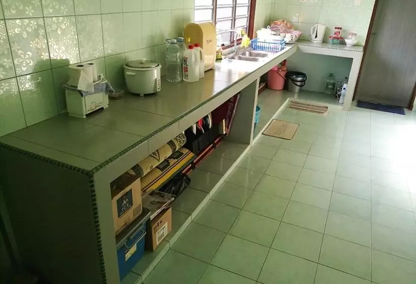 ペンション Khaimal Homestay Pulau Serai