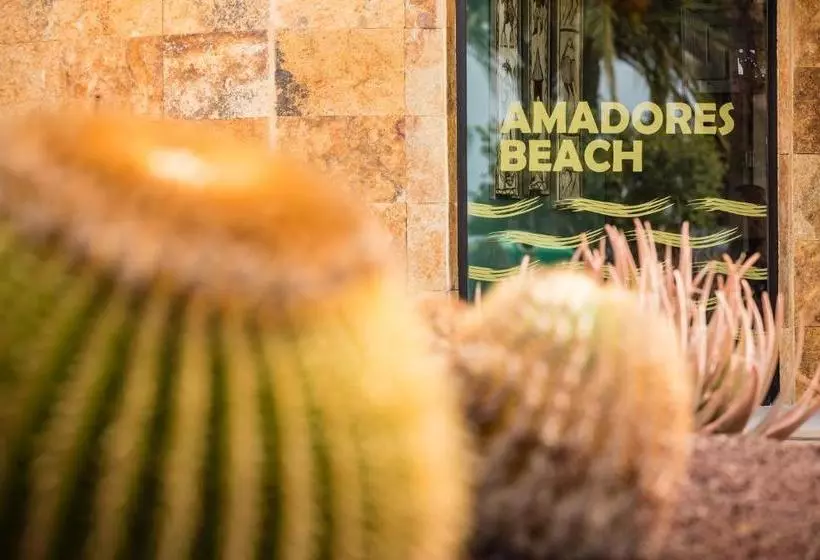 Amadores Beach Apartments