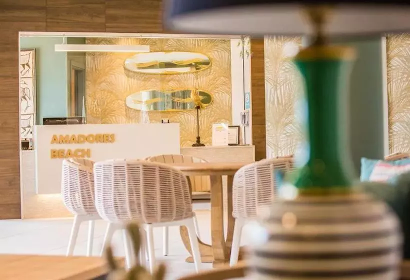 Amadores Beach Apartments