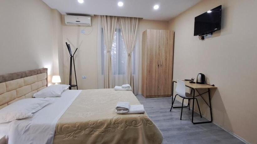 Citycenterhotel Shkoder