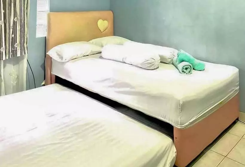 ホテル Ai Sah Homestay Syariah Redpartner