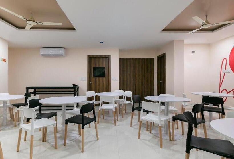 فندق Collection O 76586  Greenwood