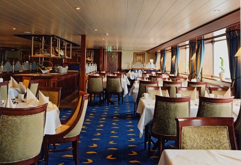 Crossgates Hotelship Altstadt   Köln