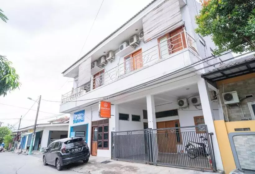 Hotelli Koolkost @ Harapan Jaya Bekasi