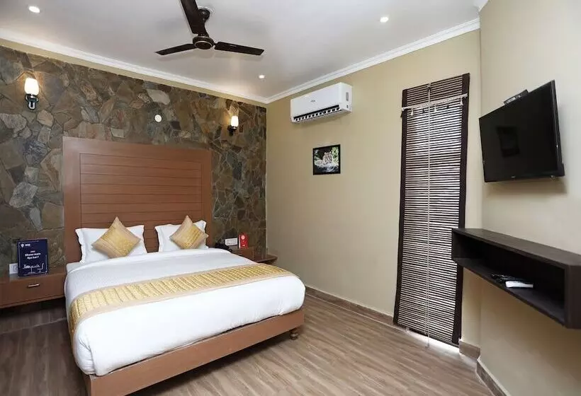 ホテル Oyo 14631 Madhuban Resort