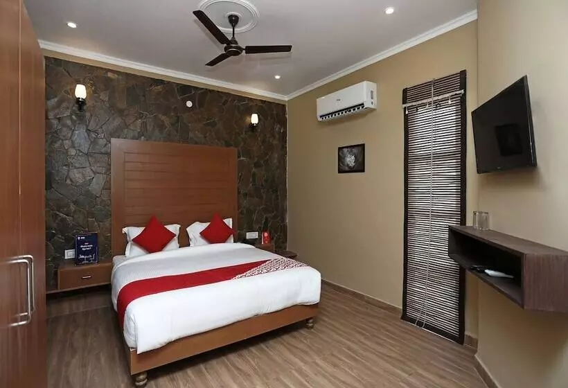 ホテル Oyo 14631 Madhuban Resort