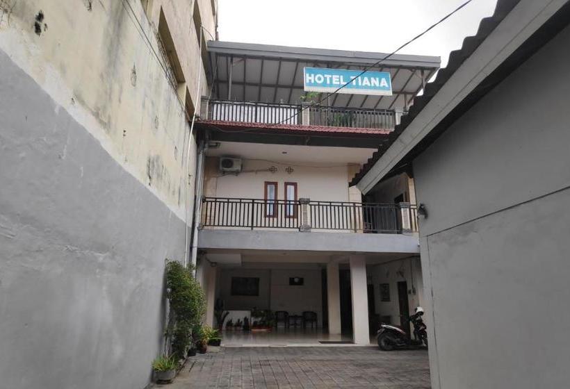 호텔 Oyo 90096 Tiana