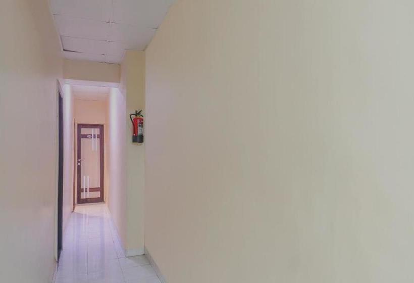 בית מלון כפרי Oyo Flagship 76258 Mukesh Residency