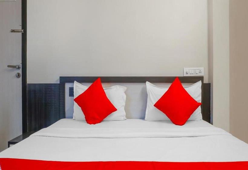 בית מלון כפרי Oyo Flagship 76258 Mukesh Residency