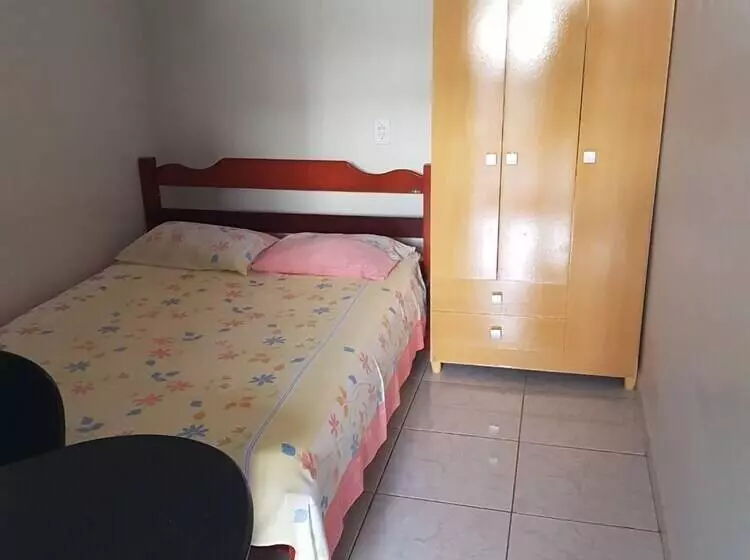 ホテル Pousada Universitária