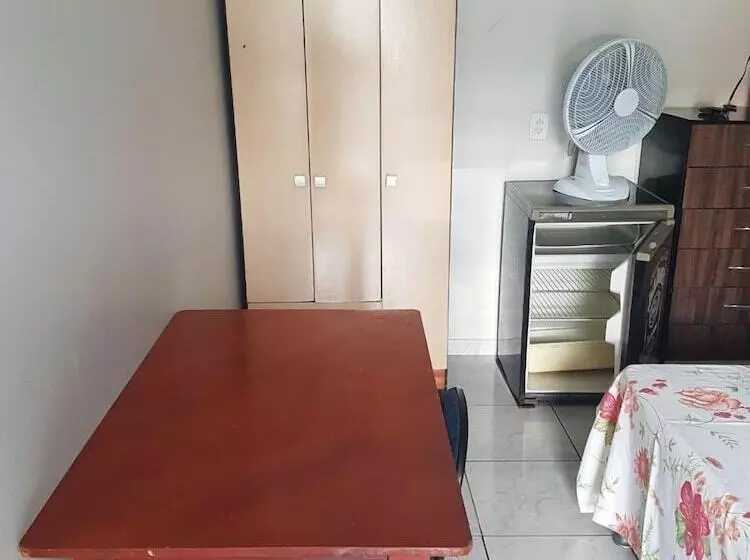 ホテル Pousada Universitária