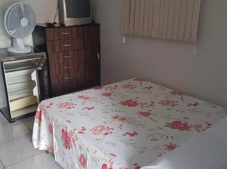 ホテル Pousada Universitária