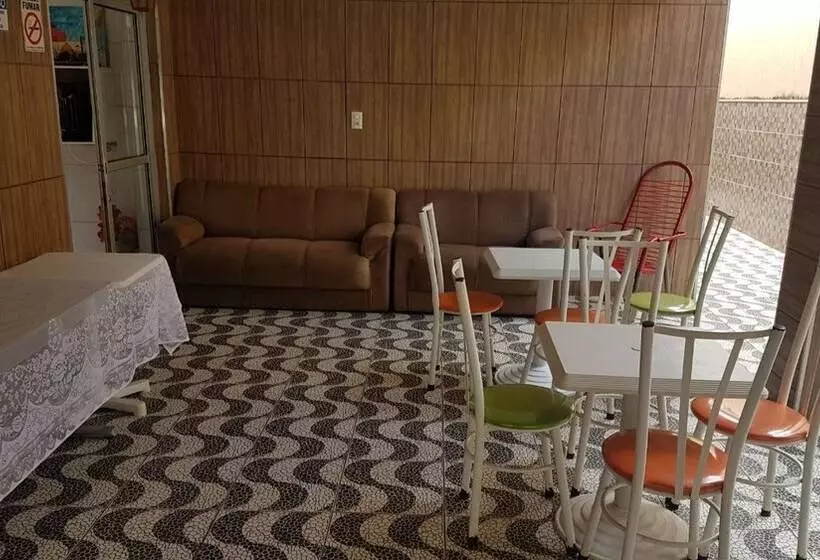 ホテル Pousada Universitária