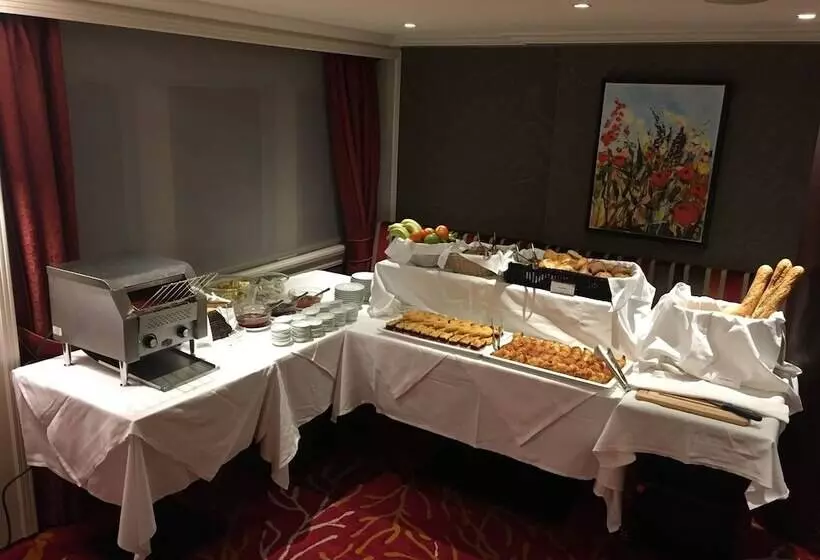 Hotelli Select Ms Charles Dickens   Neuss