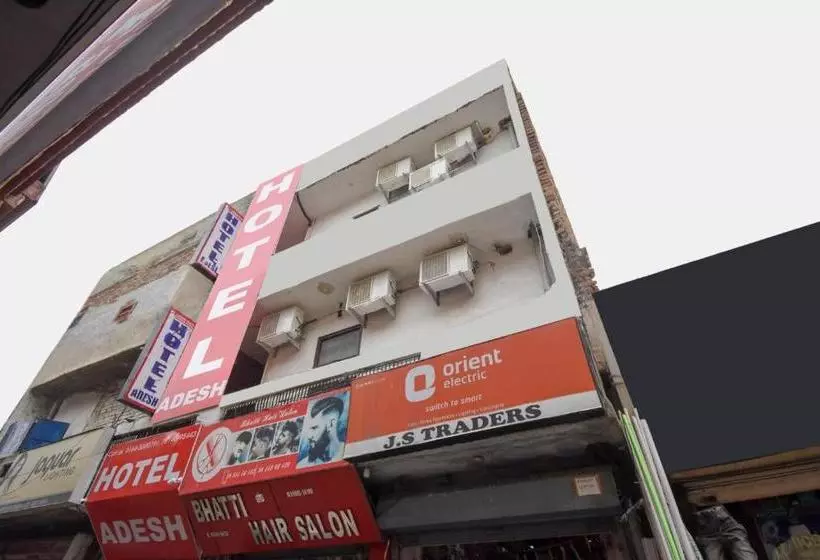 ホテル Spot On 75417  Adesh