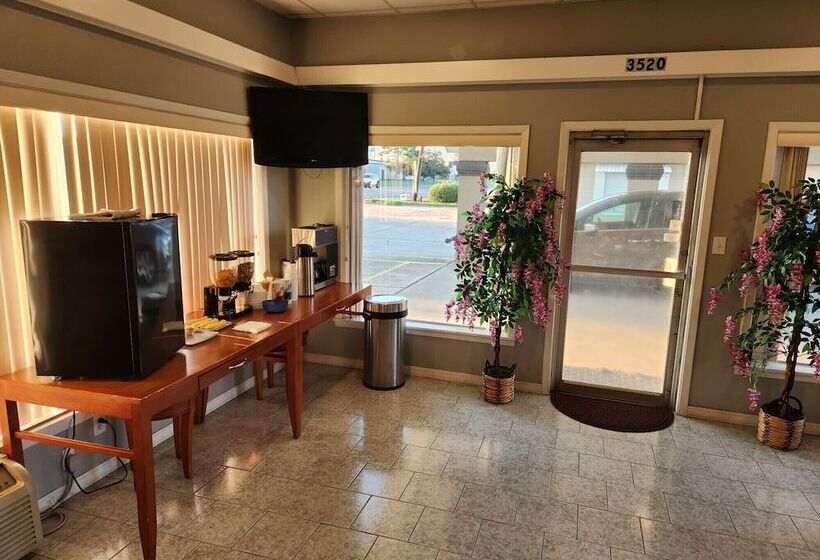 汽车旅馆  Embers Inn