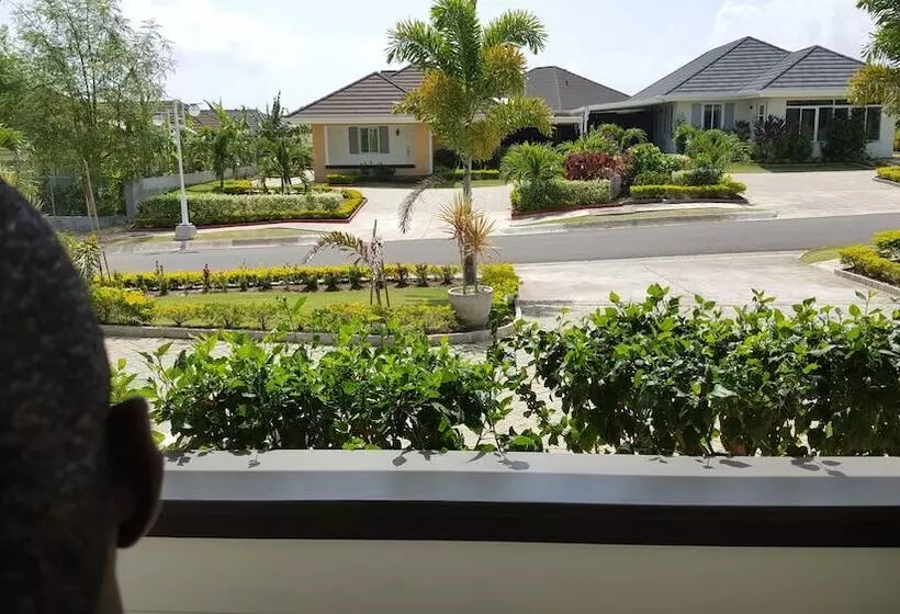 Ocho Rios Villa At Coolshade Iv