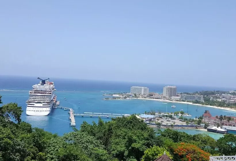 Ocho Rios Villa At Coolshade Iv