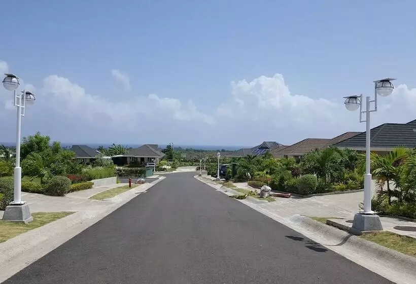 Ocho Rios Villa At Coolshade Iv