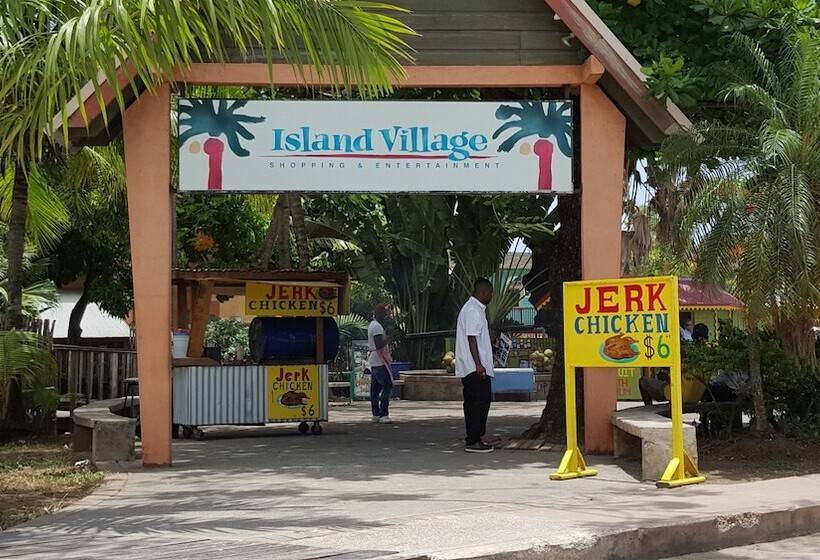 Ocho Rios Villa At Coolshade Iv