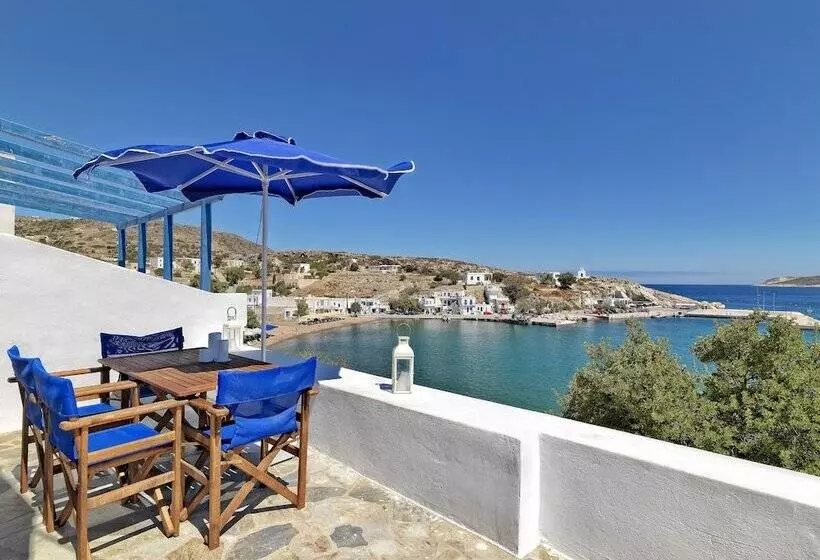 پانسیون Psathi Blue