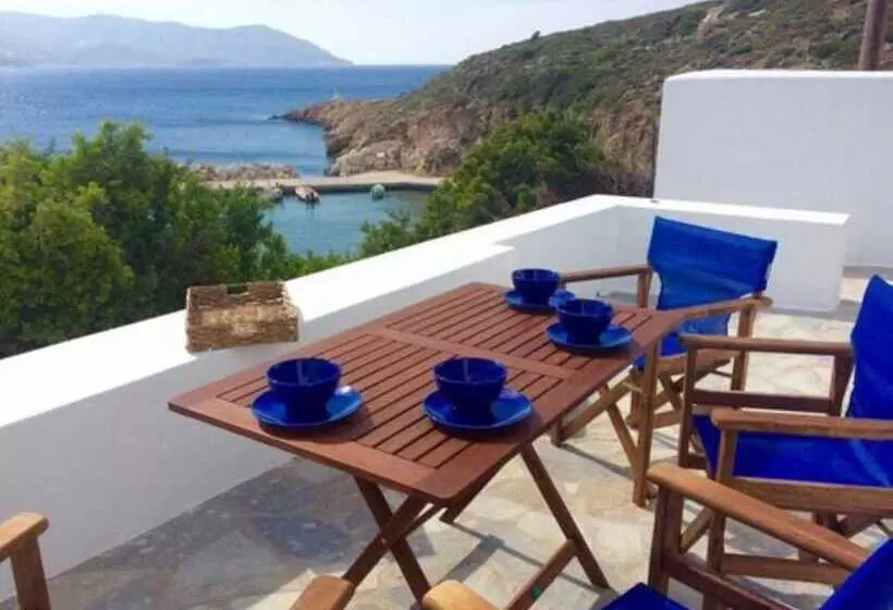 پانسیون Psathi Blue