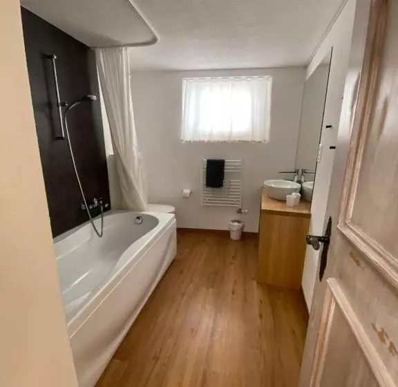 B&b Berninapass
