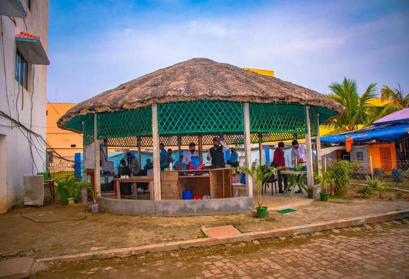 Golden Sea Queen Beach Resort