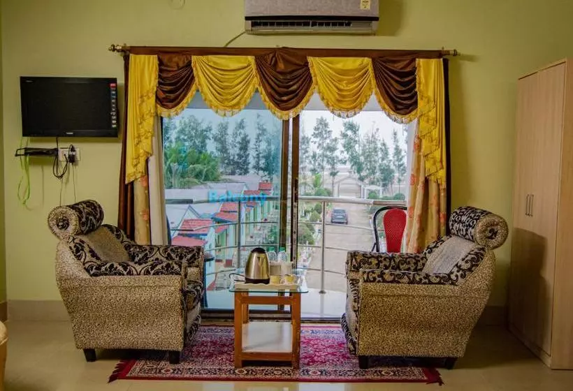 Golden Sea Queen Beach Resort