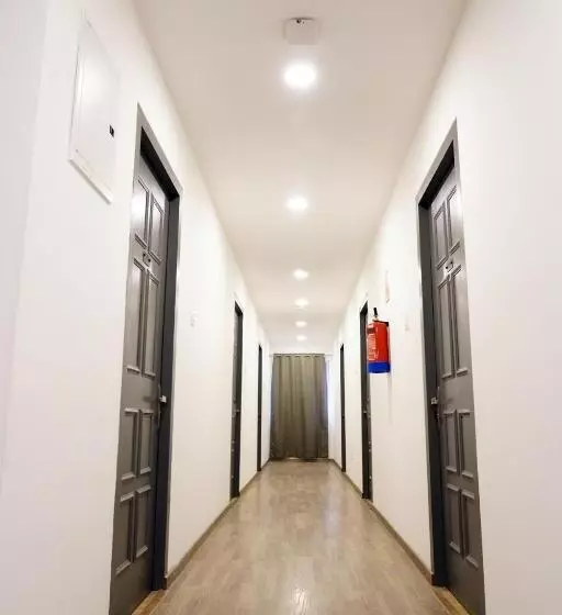 ホテル Bakya Slot   Maraimalai Nagar