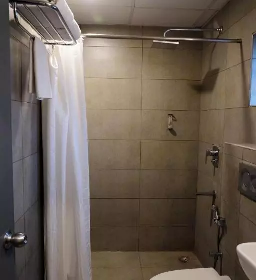 ホテル Bakya Slot   Maraimalai Nagar