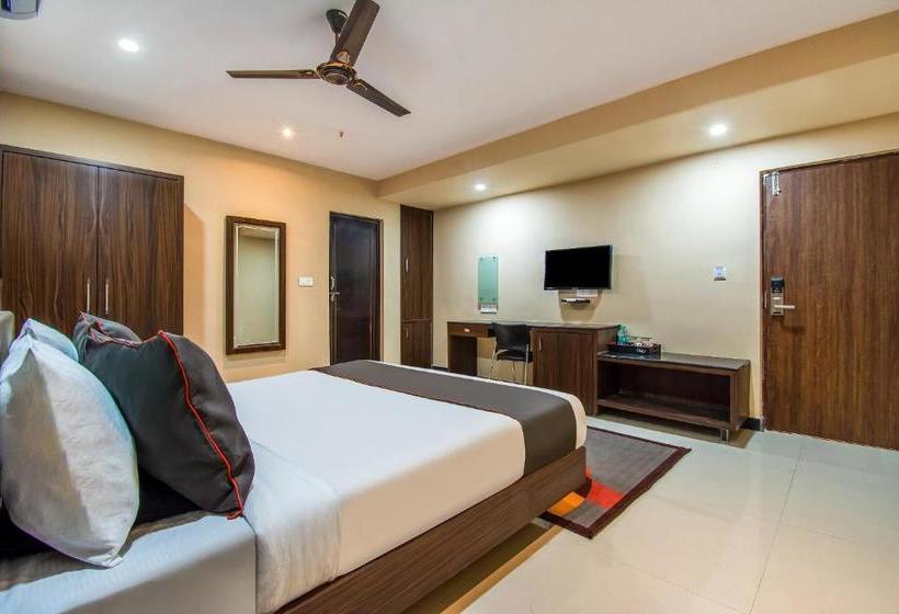 호텔 Collection O 76265 Rosee Wood