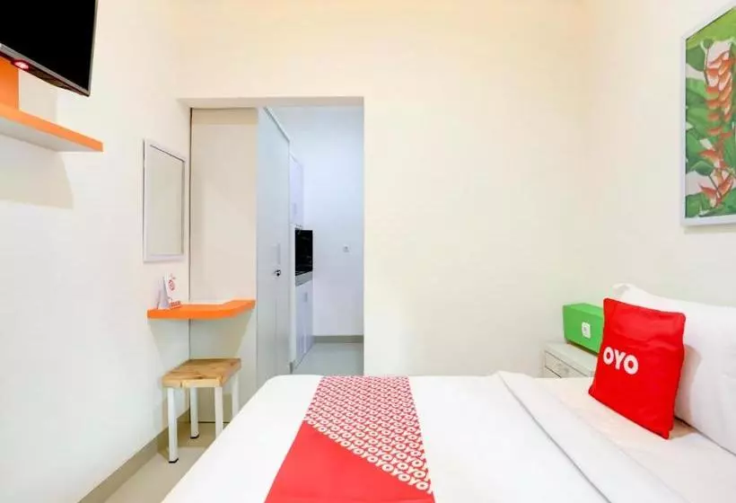 ホテル Oyo 90057 Riverside Bali Villas