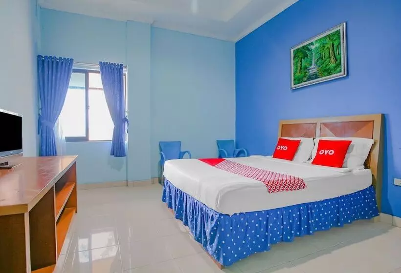 Hotelli Oyo 90072 Apri Inn Syariah