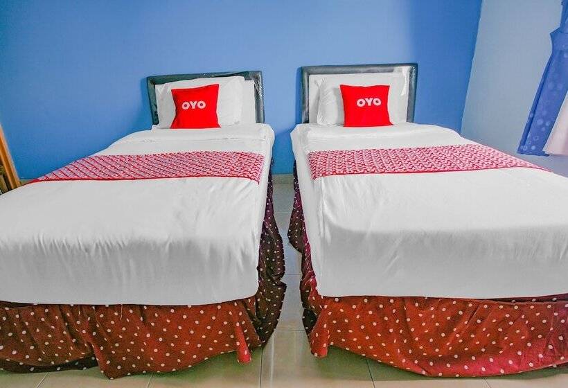 בית מלון כפרי Oyo 90072 Apri Inn Syariah