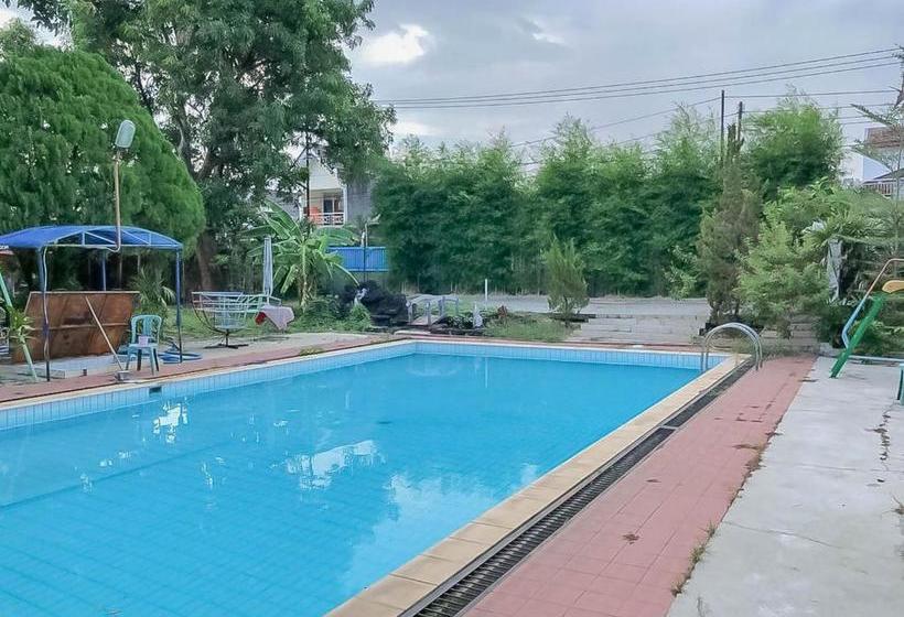 בית מלון כפרי Rumah Panggung Guest House Syariah Mitra Reddoorz