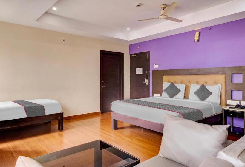 Mg Hotel Udayee International