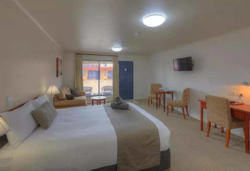 Inverell Rsm Club Motel