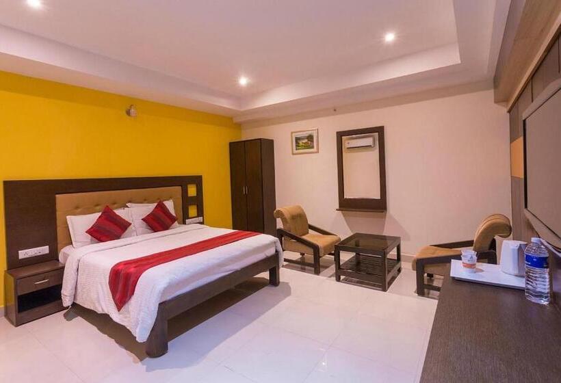 Mg Hotel Udayee International