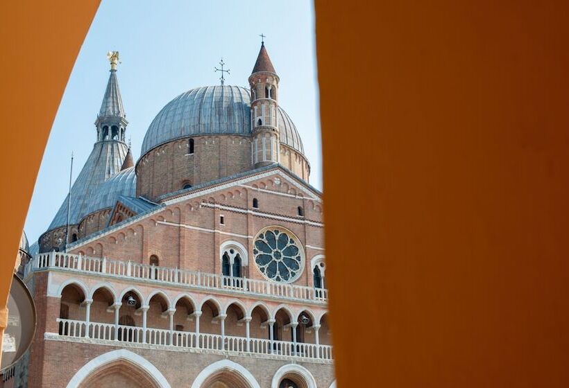 پانسیون Padova Suites C20