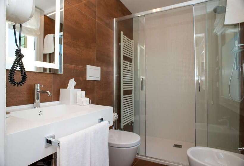 پانسیون Padova Suites C20