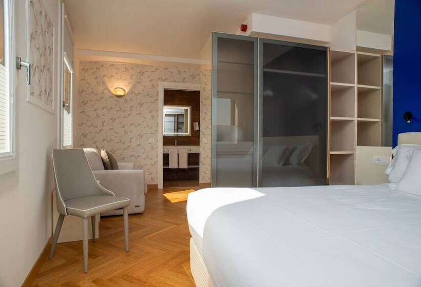 پانسیون Padova Suites C20