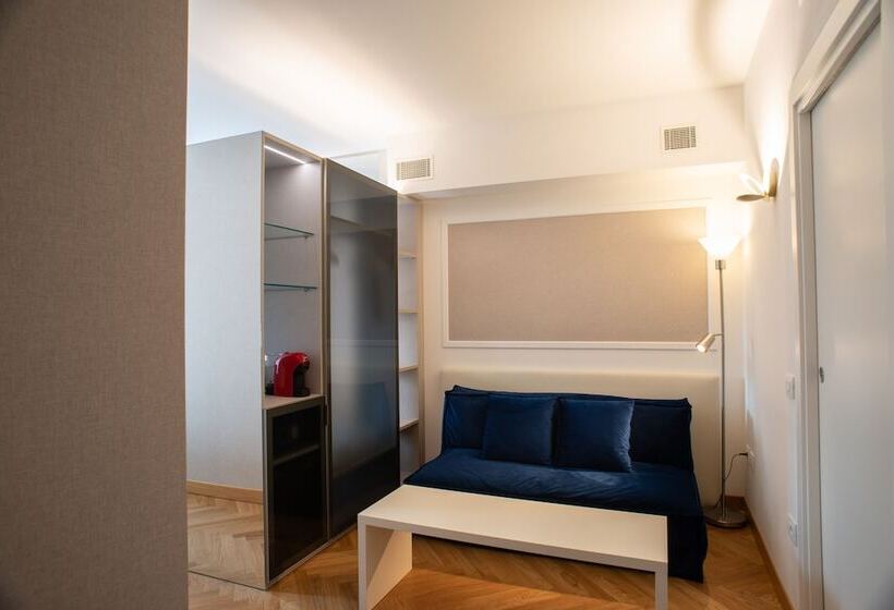 پانسیون Padova Suites C20